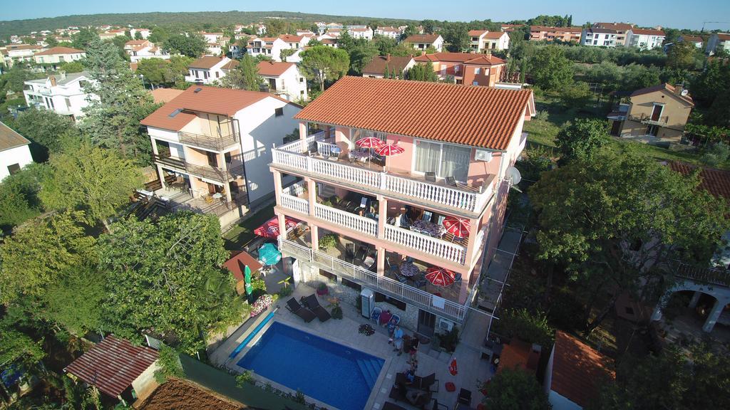 Villa Dijana Malinska Exterior photo